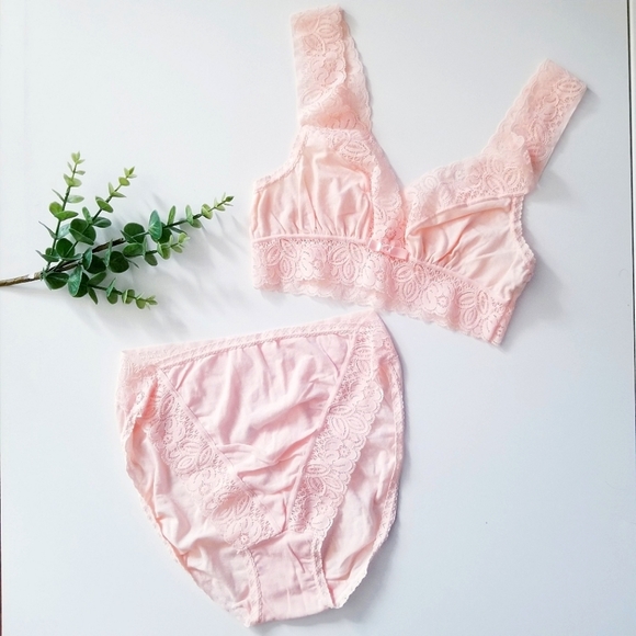 Henson Kickernick Other - Henson Kickernick 70s Vintage Medium Nude Cotton & Lace Sweet Sexy Panty Bra Set